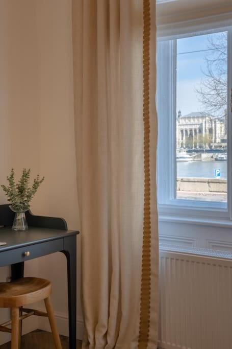 Orangehomes Luxury Apartment Next To Gellert Hill บูดาเปสต์ ภายนอก รูปภาพ